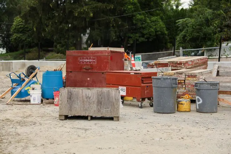 Construction Debris Dumpster Oakland keeping job site clean and safe